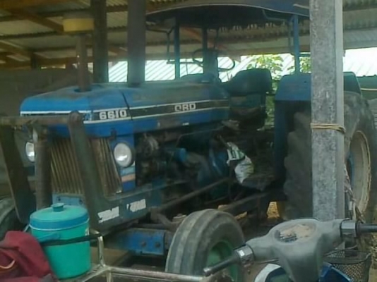 FORD 5000 - 1 เพลา เครื่อง T1 รถสภาพดีครับพร้อมทำงาน ระบบไฮดรอลิกส์ไม่มีแตกไม่รั่วซึ่ม เครื่องแน่นดีแรงดีมากครับ อุปกรณ์ครบ มีใบดันหน้า ผานพรวนดิน 6 ช่วงล่างดี ยางสภาพดี 4 เส้นหน้าหลังพร้อมใช้งาน เอกสารเล่มทะเบียนครบพร้อมโอน ราคาต่อรองได้ครับ