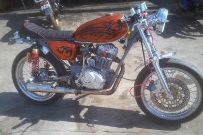 ขายมอไซต์สวยๆชุบทั้งคัน เครื่อง Lifan200 เร็วแรง พร้อมออกทริปครรับ