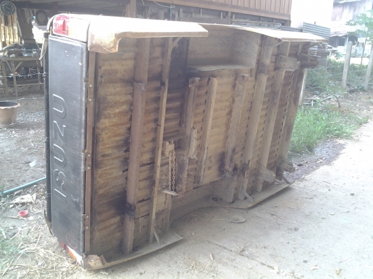 ชำแหละkb20เรียบร้อยแล้วอะไหล่ตอนนี้ที่เหลือ..แก้มซ้าย-ขวา..1000  เบาะเดิม..1000..ขายแล้ว..  ฤงน้ำมัน...1200  ฝาท้ายใหม่..2000สนใจโทรสอบฤามเพิ่มเติมได้..ขอบคุณลูกค้าทุกท่านมากๆค่ะโจคลาสสิคลพบุรี