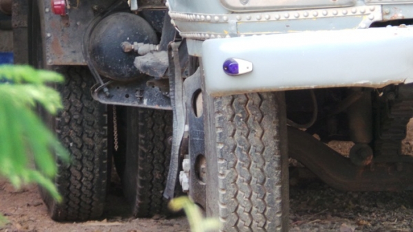 รถบรรทุกสิบล้อหัวยาวยี่ห้ออีซูซุ  160 แรงม้า ค่ะ