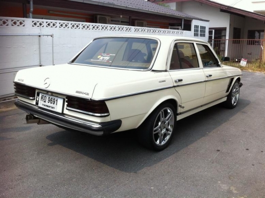 ขาย BENZ W123 AMG เครื่อง 1JZ สภาพสุดๆๆๆๆซิ่ง