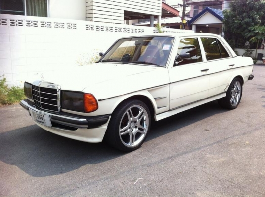 ขาย BENZ W123 AMG เครื่อง 1JZ สภาพสุดๆๆๆๆซิ่ง