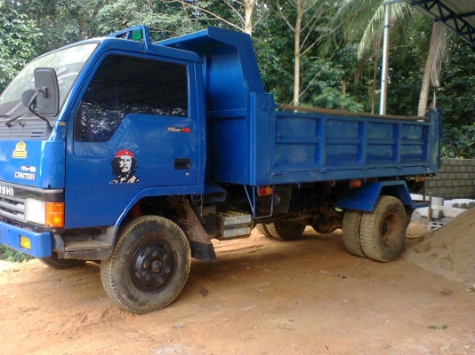MITSUBISHI CANTER  รถออกห้าง  มีสโลว์กลาง  เฟืองท้าย FBR