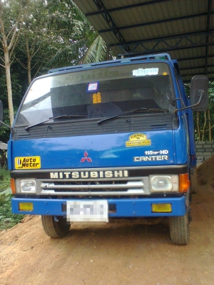 MITSUBISHI CANTER  รถออกห้าง  มีสโลว์กลาง  เฟืองท้าย FBR