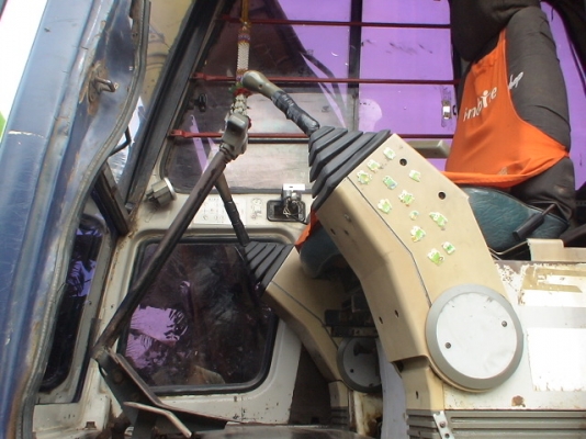 ขายด่วนแบคโฮ มาร์ค 3 พร้อมลุย งานหนัก