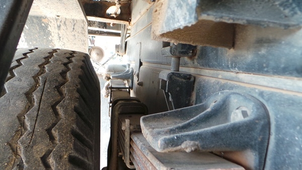 HINO  FG220  แรงม้า  ปี 05  หัวบางเดิม  เครื่องเดิม  คัซซีสวยค่ะ