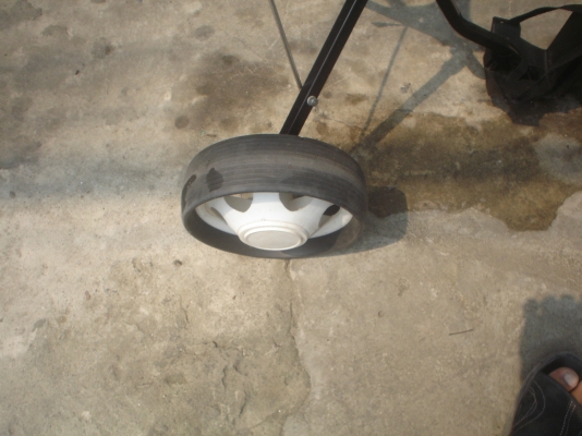 รถลากถุงกอล์ฟ  สภาพใหม่  ขายถูก  800บาท ส่งทั่วไทย