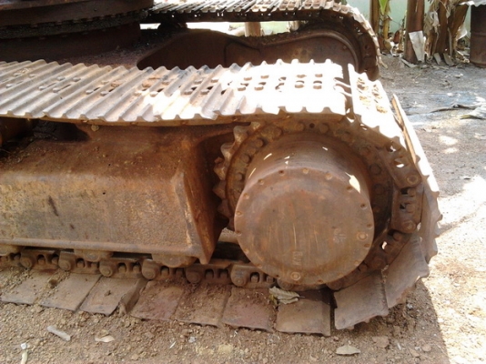 KOBELCO MARK II - K907 SK 200 เครื่องเดิมปั๊มเดิม K3V ตัวเดินใหญ่ รถบอดี้โดยรวมสวย เครื่องแห้งดีไม่มีเยิ้ม ภายในเก๋งสะอาด แอร์เย็น บูมอาร์มมีปะเล็กน้อย ช่วงล่างโซ่บูทใบแทรกสภาพดพร้อมใช้งาน เอกสารสัญญาซื้อขาย ราคาต่อรองได้ครับ