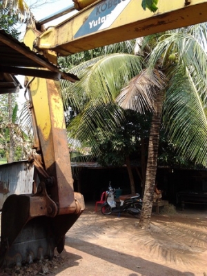 KOBELCO MARK II - K907 SK 200 เครื่องเดิมปั๊มเดิม K3V ตัวเดินใหญ่ รถบอดี้โดยรวมสวย เครื่องแห้งดีไม่มีเยิ้ม ภายในเก๋งสะอาด แอร์เย็น บูมอาร์มมีปะเล็กน้อย ช่วงล่างโซ่บูทใบแทรกสภาพดพร้อมใช้งาน เอกสารสัญญาซื้อขาย ราคาต่อรองได้ครับ