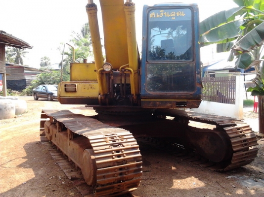 KOBELCO MARK II - K907 SK 200 เครื่องเดิมปั๊มเดิม K3V ตัวเดินใหญ่ รถบอดี้โดยรวมสวย เครื่องแห้งดีไม่มีเยิ้ม ภายในเก๋งสะอาด แอร์เย็น บูมอาร์มมีปะเล็กน้อย ช่วงล่างโซ่บูทใบแทรกสภาพดพร้อมใช้งาน เอกสารสัญญาซื้อขาย ราคาต่อรองได้ครับ