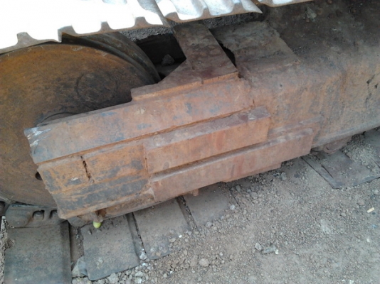 KOBELCO MARK II - K907 SK 200 เครื่องเดิมปั๊มเดิม K3V ตัวเดินใหญ่ รถบอดี้โดยรวมสวย เครื่องแห้งดีไม่มีเยิ้ม ภายในเก๋งสะอาด แอร์เย็น บูมอาร์มมีปะเล็กน้อย ช่วงล่างโซ่บูทใบแทรกสภาพดพร้อมใช้งาน เอกสารสัญญาซื้อขาย ราคาต่อรองได้ครับ