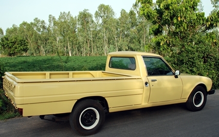 1982 PEUGEOT, 504 2.3 1982 PEUGEOT, 504 2.3