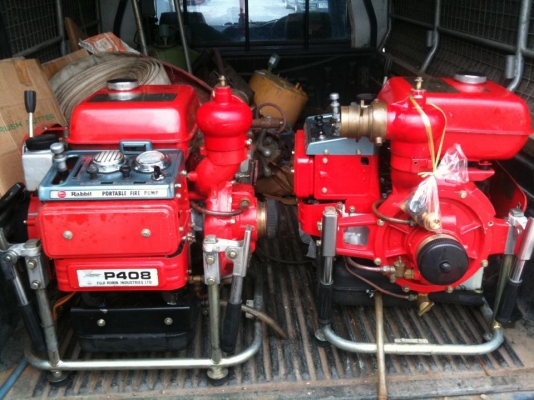 เครื่องดับเพลิง นำเข้าญี่ปุ่น สวยครับ พร้อมใช้ วางท้าย รถกู้ภัย ซอยเล็ก ใช้งานง่าย