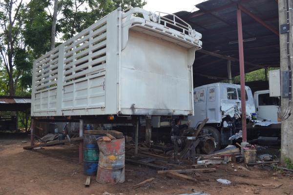 รับต่อกระบะด้ำ 6-22 ล้อ คุณภาพ คุ้มราคา หกล้อเล็กเริ่มต้น 135,000 ของใหม่ พร้อมสี และชุดดั้ม โทร081-9666645 /089-7188336ราคาคุยได้