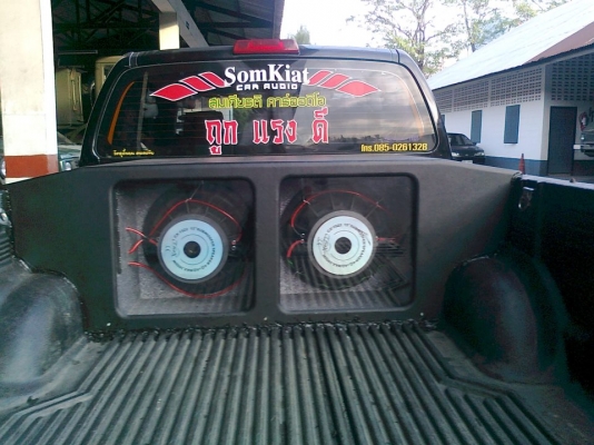 ขายชุดเครื่องเสียงใส่รถนาวาร่าทั้งชุด เจาะกะบะ  20000