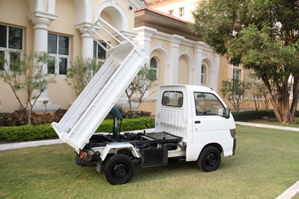 รถดั้มญี่ปุ่น แท้จากโรงงาน สภาพสวย ทำสีเก็บงานแล้ว ทะเบียนกระบะบรรทุก รถดั้มญี่ปุ่น แท้จากโรงงาน สภาพสวย ทำสีเก็บงานแล้ว ทะเบียนกระบะบรรทุก