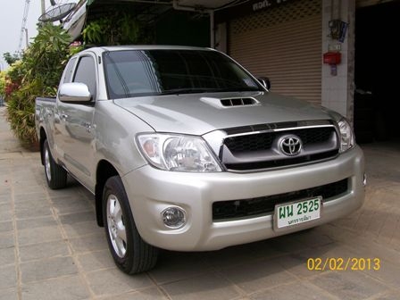 TOYOTA HILUX VIGO
