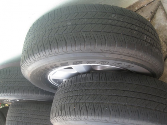 ขายล้อแม็ก Toyota Fortuner 17"x7.5" 6รู139 et30 + ยางปี11 (081-3747940)