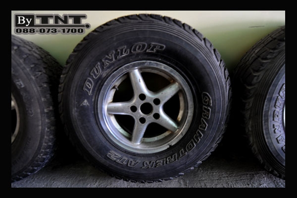 ขาย ยาง31 + ล้อแม็กดาว 5ก้าน ขอบ15 ( 5รู 114 ) ..ถูกๆ