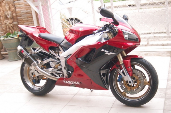 YAMAHA R1 THAILAND 1000cc พร้อมสรรพสามิตและของแต่ง สวยๆๆ