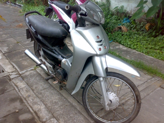 ขอขาย wave z 100 สีเทา สนใจโทรมาคุยกันได้ครับราคา7900 ขอขาย wave z 100 สีเทา สนใจโทรมาคุยกันได้ครับราคา7900