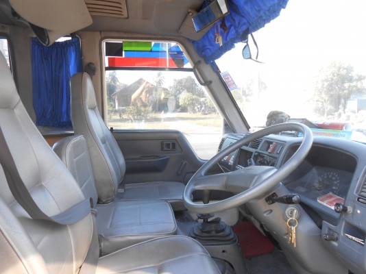 รถตู้ยาว(มินิบัส)16-21 ที่นั่งVIPรับส่งนักเรียน