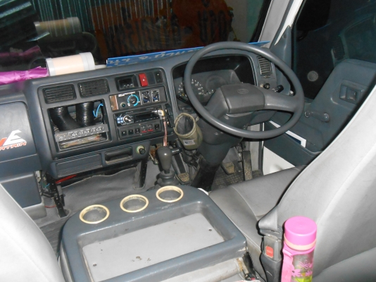 รถบัสช่วงสั้น(มินิบัส)ฮีโน่16-21ที่นั่ง แอร์VIPรับส่งนักเรียน รถบัสช่วงสั้น(มินิบัส)ฮีโน่16-21ที่นั่ง แอร์VIPรับส่งนักเรียน