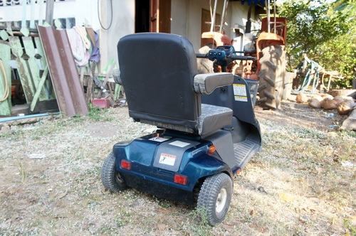 ขายรถไฟฟ้าญี่ปุ่น สำหรับคนชราคนพิการ