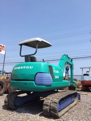 รถขุด Komatsu PC40-7E รถนอก พร้อมใช้งาน สนใจโทร. 080-6565422 (หนิง)