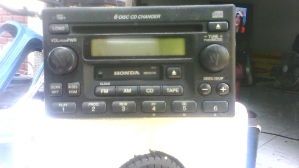 ขายเครื่องเล่นcd พร้อมลำโพง6*9 ขายเครื่องเล่นcd พร้อมลำโพง6*9