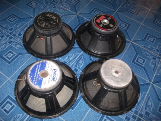 ขายดอก 18   4 ค่าย  4 ดอก  ไม่ขาด  4500  ขลบุรี ส่งฟรี  สอบถามที่ 081-3841008