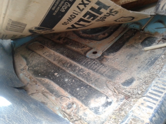 6 ล้อดั้ม อีซูสุNKR  88  แรงม้า  เดิมๆๆๆ ปี 36 ทั้งคัน พร้อมใช้งาน เล่มติดมือ....