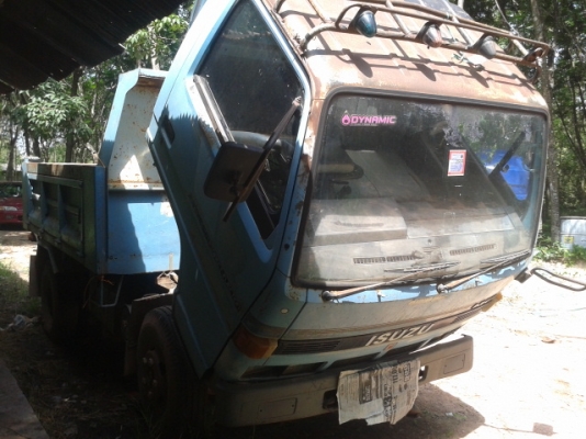 6 ล้อดั้ม อีซูสุNKR  88  แรงม้า  เดิมๆๆๆ ปี 36 ทั้งคัน พร้อมใช้งาน เล่มติดมือ....