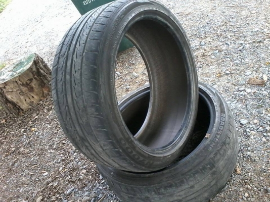ขายยาง 225 40 18 ปี12