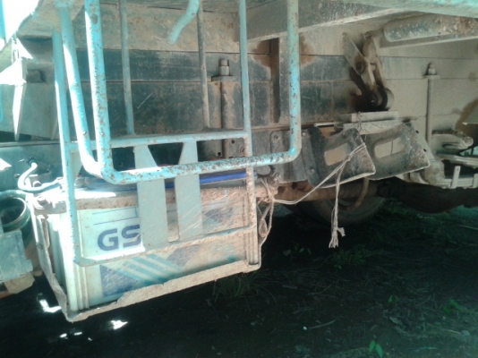 6 ล้อดั้มอีซูสุ NKR  88  แรงม้า  เดิมๆๆๆ ทั้งคัน ปี 36  พร้อมลุยงาน   ติดต่อเจ้าของโดย ตรง  084-0003535  ต้น