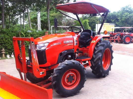 ขายรถไถ Kubota L3608(4WD) พร้อมใบมีดและผานพรวนช้าง รถไร่ สีเดิม พร้อมใช้งาน