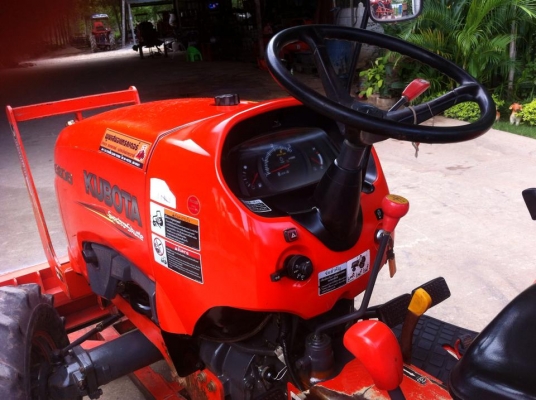 ขายรถไถ Kubota L3608(4WD) พร้อมใบมีดและผานพรวนช้าง รถไร่ สีเดิม พร้อมใช้งาน ขายรถไถ Kubota L3608(4WD) พร้อมใบมีดและผานพรวนช้าง รถไร่ สีเดิม พร้อมใช้งาน