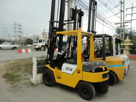 ขายรถ tcm fd25 เครื่องยนต์ ดีเซล เกียร์ ออโต้