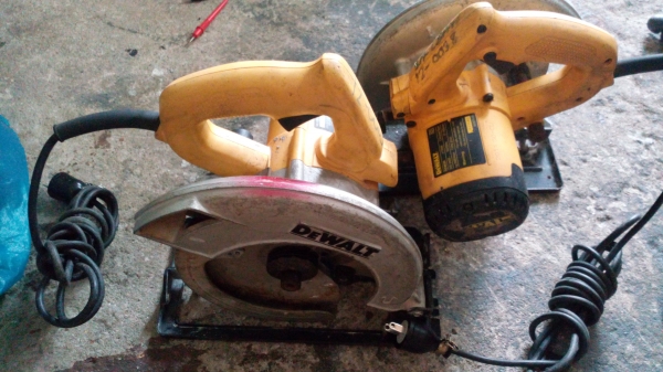 ขาย !! เลื่อย7" DEWALT ของแท้ สภาพสวยๆ พร้อมใช้งาน