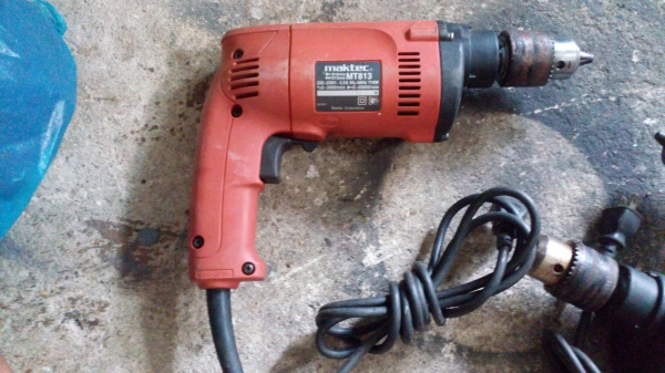 ขาย !! สว่านMAKTEC รุ่น MT813 ขนาด4หุน สภาพสวยเดิมๆ