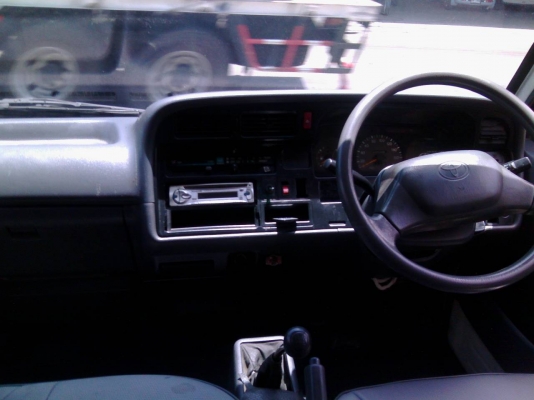 toyota hiace2400เบนซิน+แก๊สlpg freeดาวน์ผ่อนเบาๆ