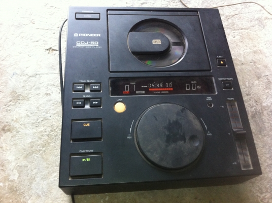 เครื่องเสียง PIONEER รุ่น CDJ-50 PROFESSIONAL มีจานมือหมุน จากญี่ปุ่น เทสลองเครื่องแล้ว