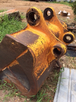 ขายบุ้งกี๋komatsu pc200-8. ของแท้สภาพ90\%