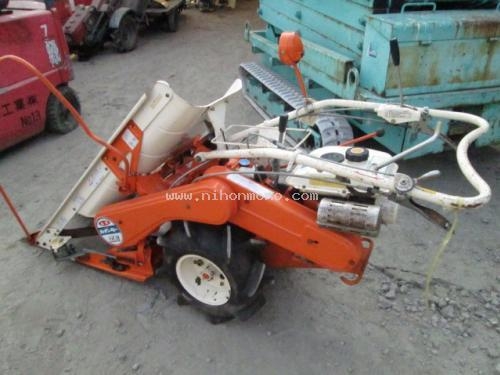 รถเกี่ยวข้าวเดินตาม KUBOTA HE30A รหัสสินค้า : 80802359 หรือเพิ่มเติมไดที่ www.nihonmono.com รถเกี่ยวข้าวเดินตาม KUBOTA HE30A รหัสสินค้า : 80802359 หรือเพิ่มเติมไดที่ www.nihonmono.com
