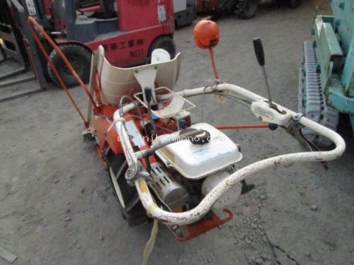 รถเกี่ยวข้าวเดินตาม KUBOTA HE30A รหัสสินค้า : 80802359 หรือเพิ่มเติมไดที่ www.nihonmono.com รถเกี่ยวข้าวเดินตาม KUBOTA HE30A รหัสสินค้า : 80802359 หรือเพิ่มเติมไดที่ www.nihonmono.com
