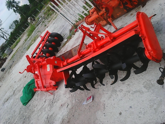 ขายผานรถไถหลายขนาด สนใจสอบถามได้