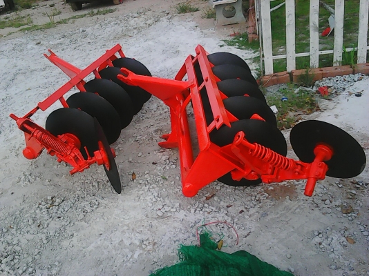 ขายผานรถไถหลายขนาด สนใจสอบถามได้