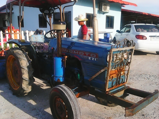 ขายรถไถ HINOMOTO E21  พร้อมใช้ สวยๆ สีเดิมๆ