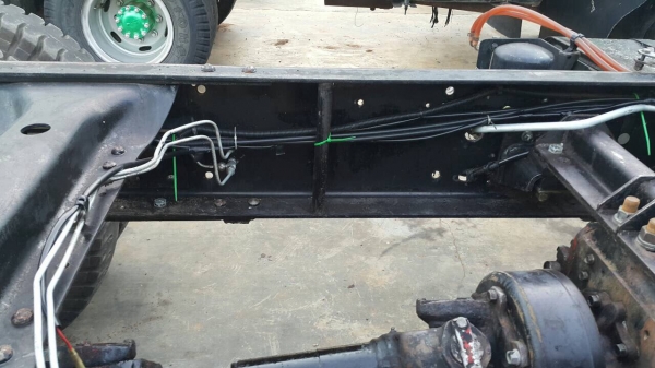 ขายสิบล้อสองเพลา หัวคัสซี เมกก้า220แรง ซี่รี่500 ยูโร3 ปี52 หรือจะถอดเหลือเพลาเดียวก็ได้ จัดแนนซ์ได้ 1200000บาท ขายสิบล้อสองเพลา หัวคัสซี เมกก้า220แรง ซี่รี่500 ยูโร3 ปี52 หรือจะถอดเหลือเพลาเดียวก็ได้ จัดแนนซ์ได้ 1200000บาท