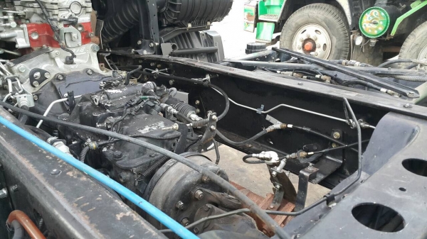 ขายสิบล้อสองเพลา หัวคัสซี เมกก้า220แรง ซี่รี่500 ยูโร3 ปี52 หรือจะถอดเหลือเพลาเดียวก็ได้ จัดแนนซ์ได้ 1200000บาท ขายสิบล้อสองเพลา หัวคัสซี เมกก้า220แรง ซี่รี่500 ยูโร3 ปี52 หรือจะถอดเหลือเพลาเดียวก็ได้ จัดแนนซ์ได้ 1200000บาท